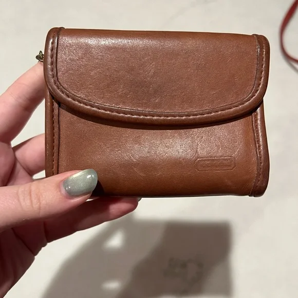 Vintage Coach Multifunction Wallet in British tan - Picture 3 of 8